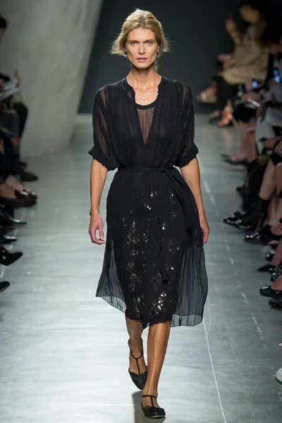 Look 38
